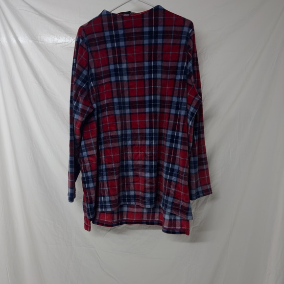 NEW Warm Sweater - Picture 1 of 3